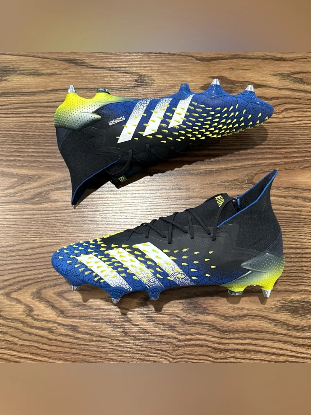 Men’s Size 11.5 Adidas Predator Freak.1 SG Soccer Cleats FY0747 Blue/Black NEW